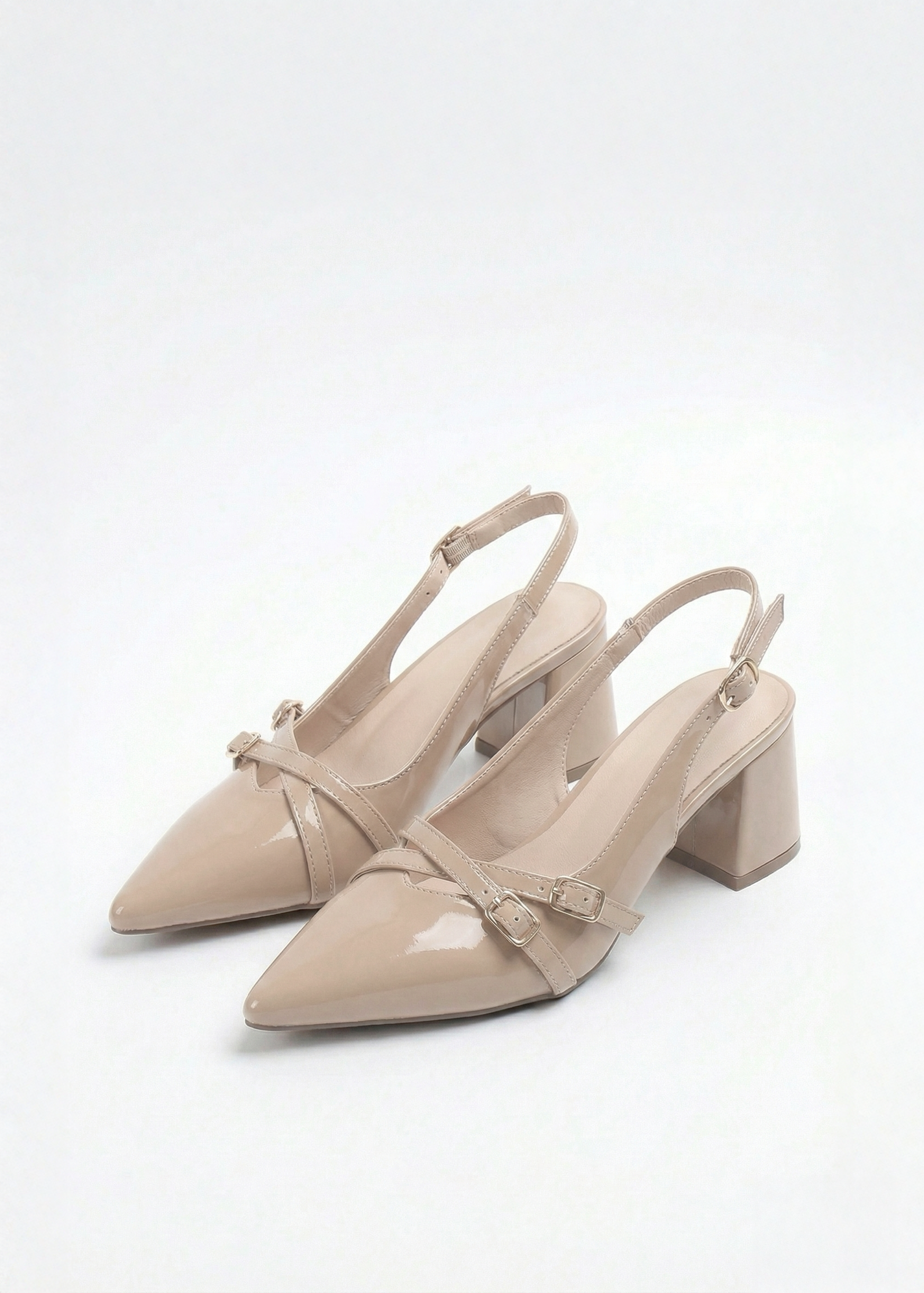 Escarpins Slingback vernis talons blocs à brides