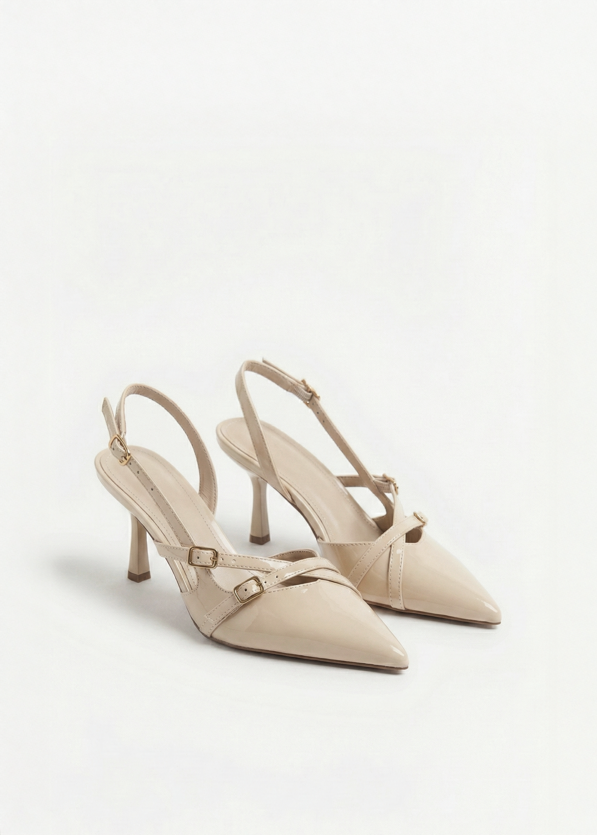 Escarpins Slingback vernis à brides croisées