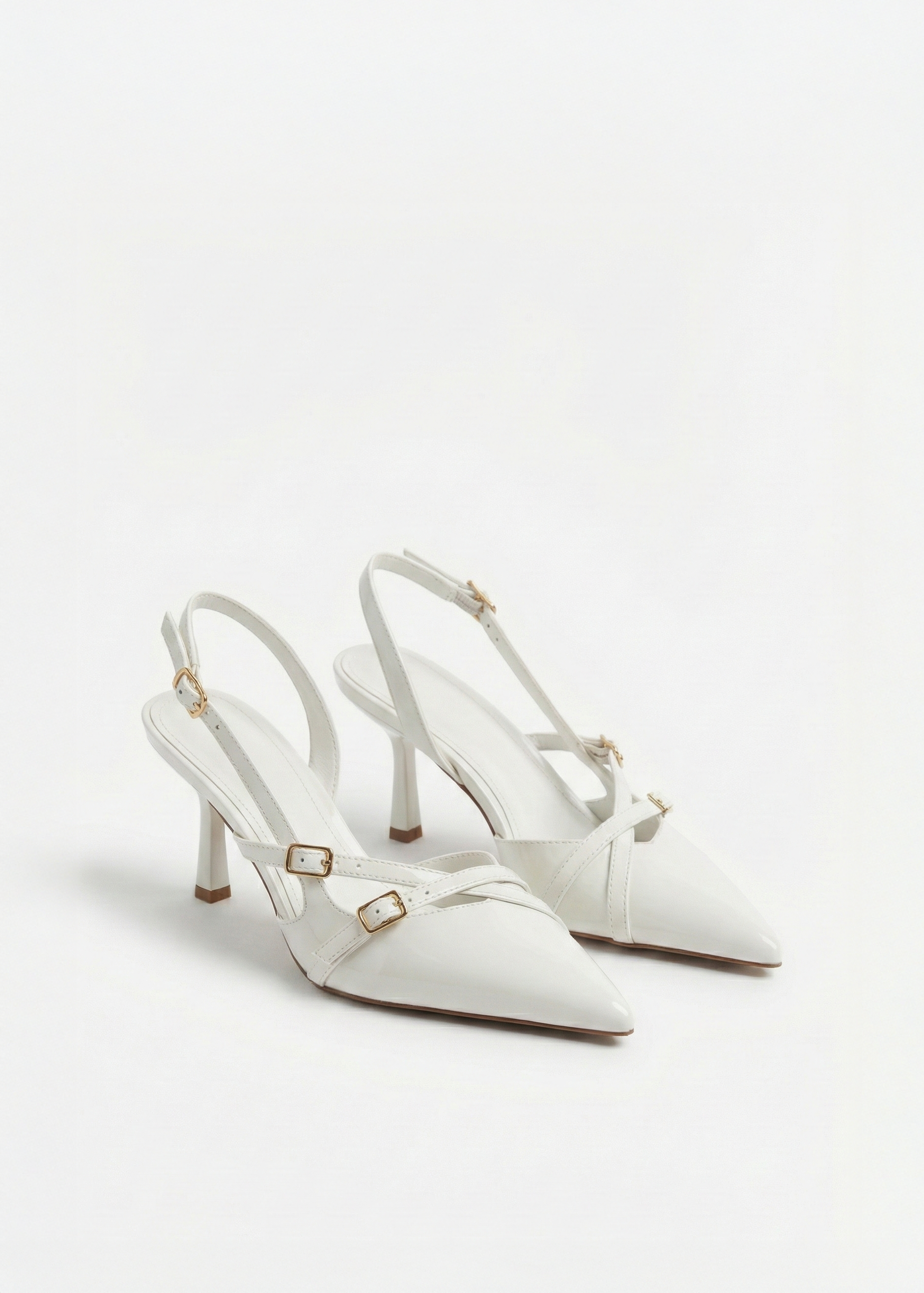 Escarpins Slingback vernis à brides croisées