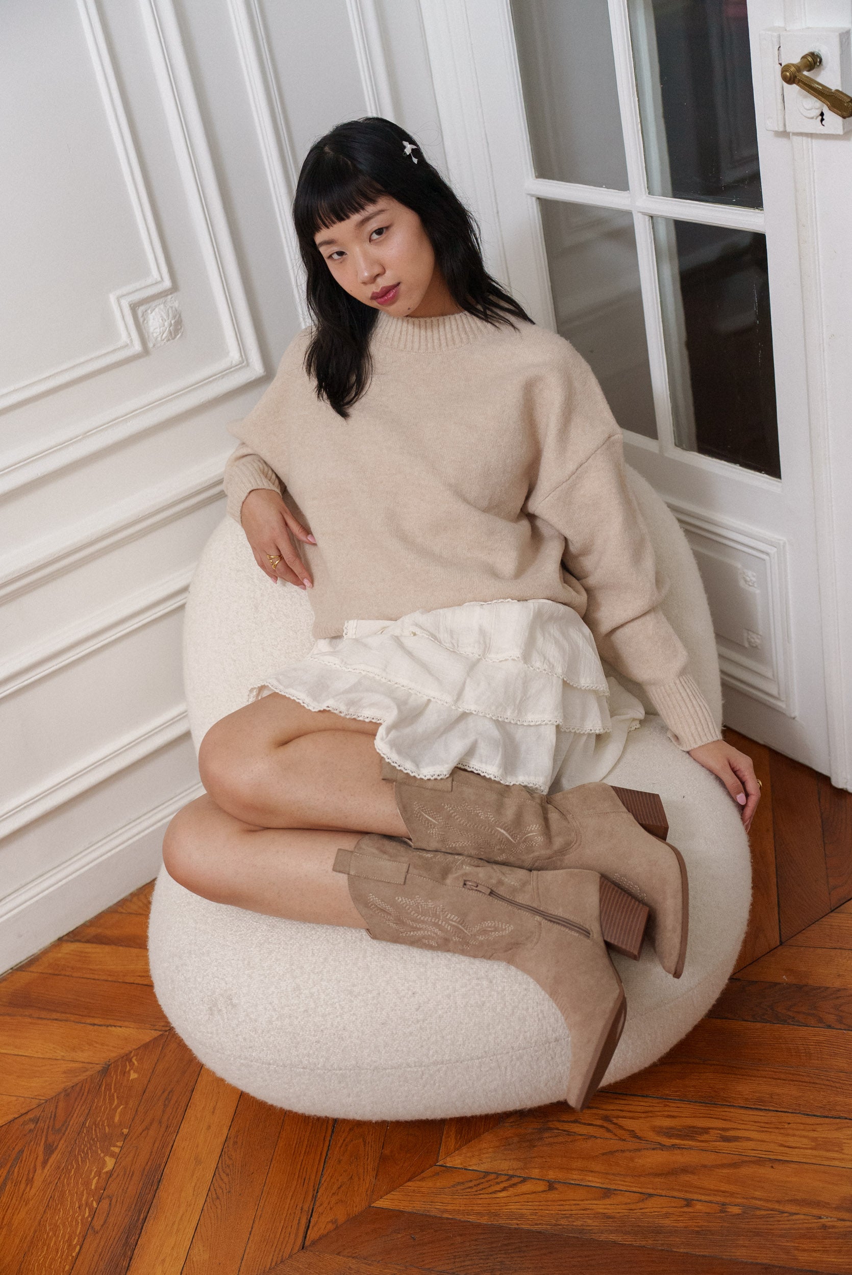 Santiags mi-hautes suédine talons blocs à broderies