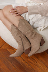 Santiags mi-hautes suédine talons blocs à broderies