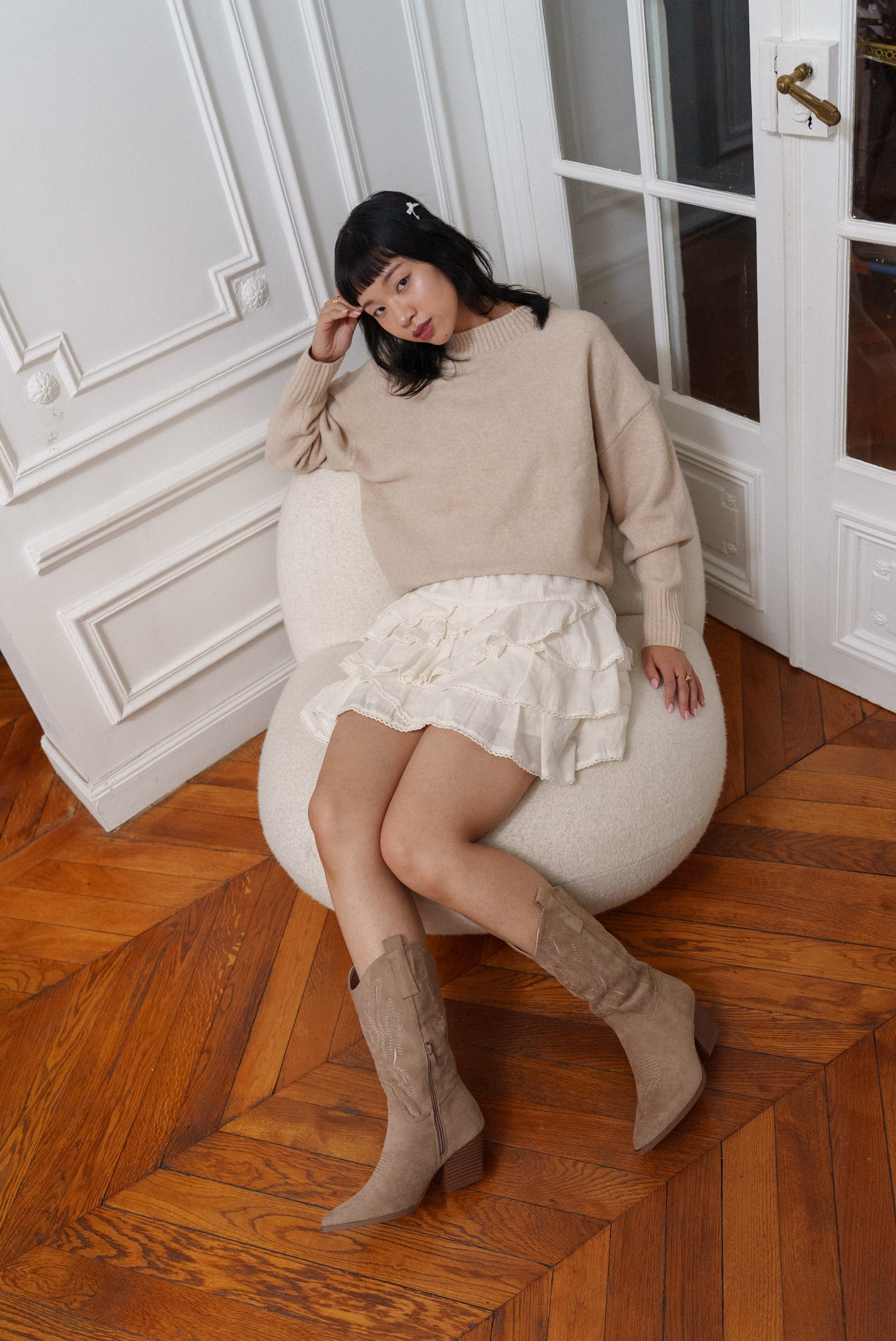 Santiags mi-hautes suédine talons blocs à broderies