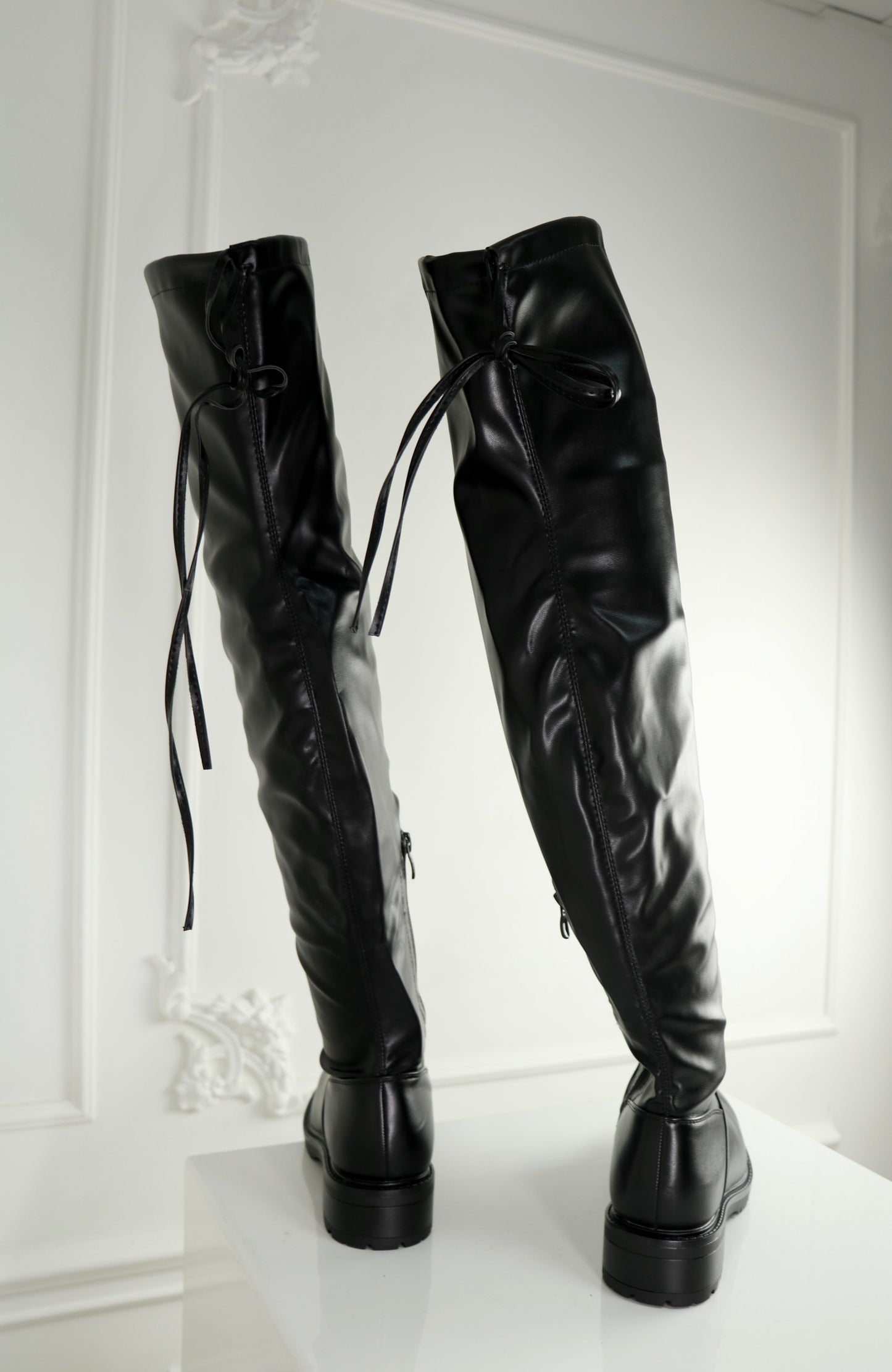 Cuissardes Beige en Cuir Végane, Lacées, Ajustable- Petit Talon Bas Confort