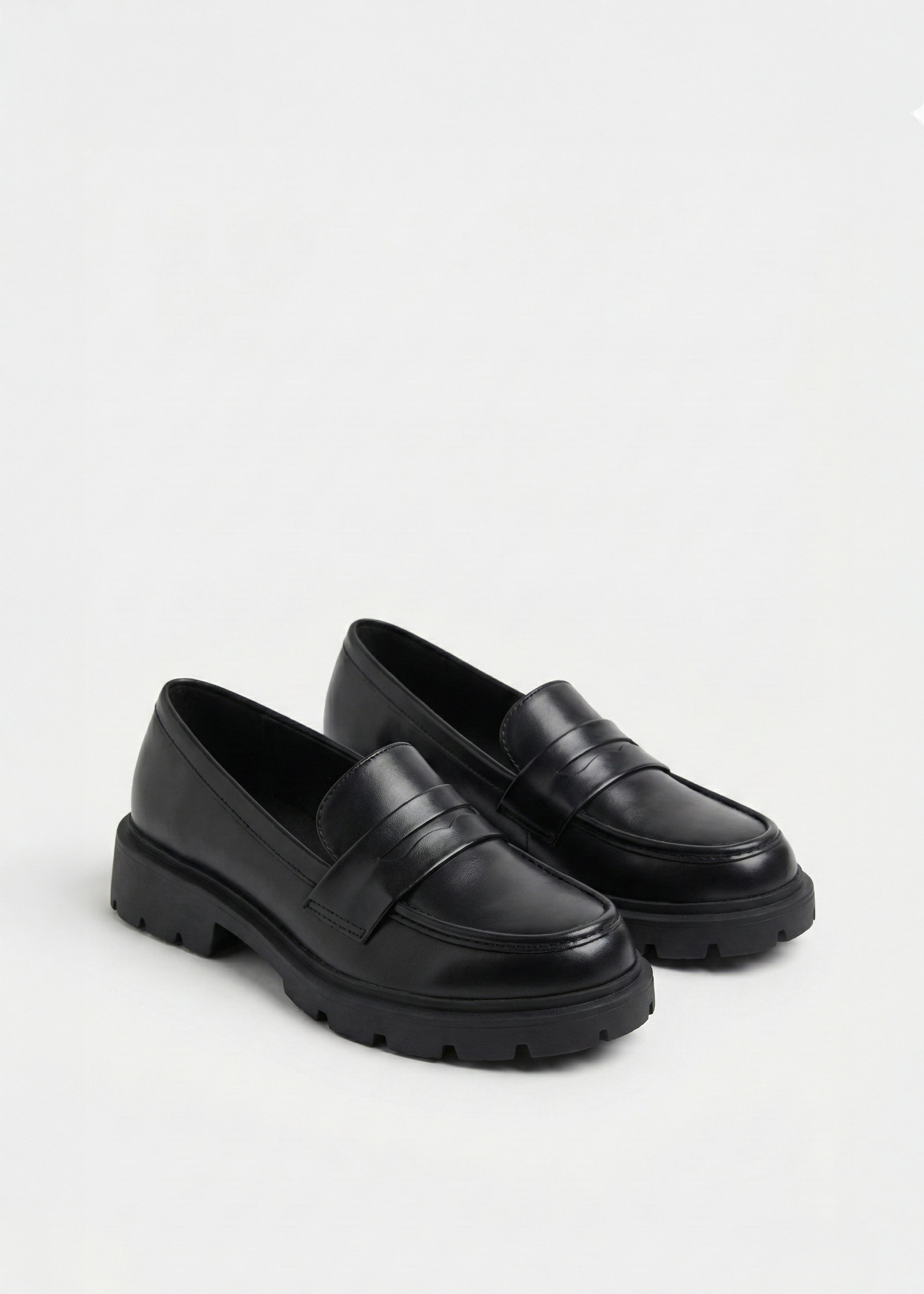 Mocassins en cuir matte