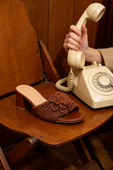 Mules Talon Carré Ornée d'une Fleur en Raphia Crochet